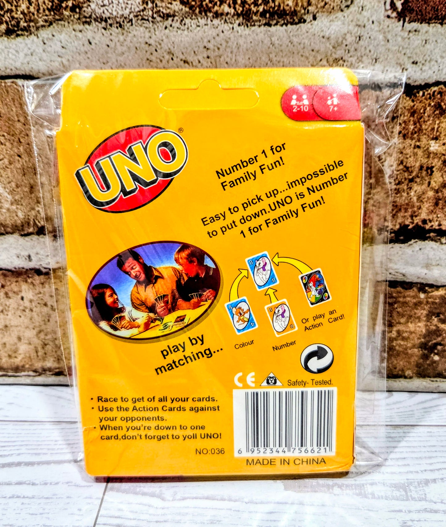 Tom and Jerry UNO Card Game Special Rule Mattel Cartoon Network Retro 90s Family Game Night Collectible