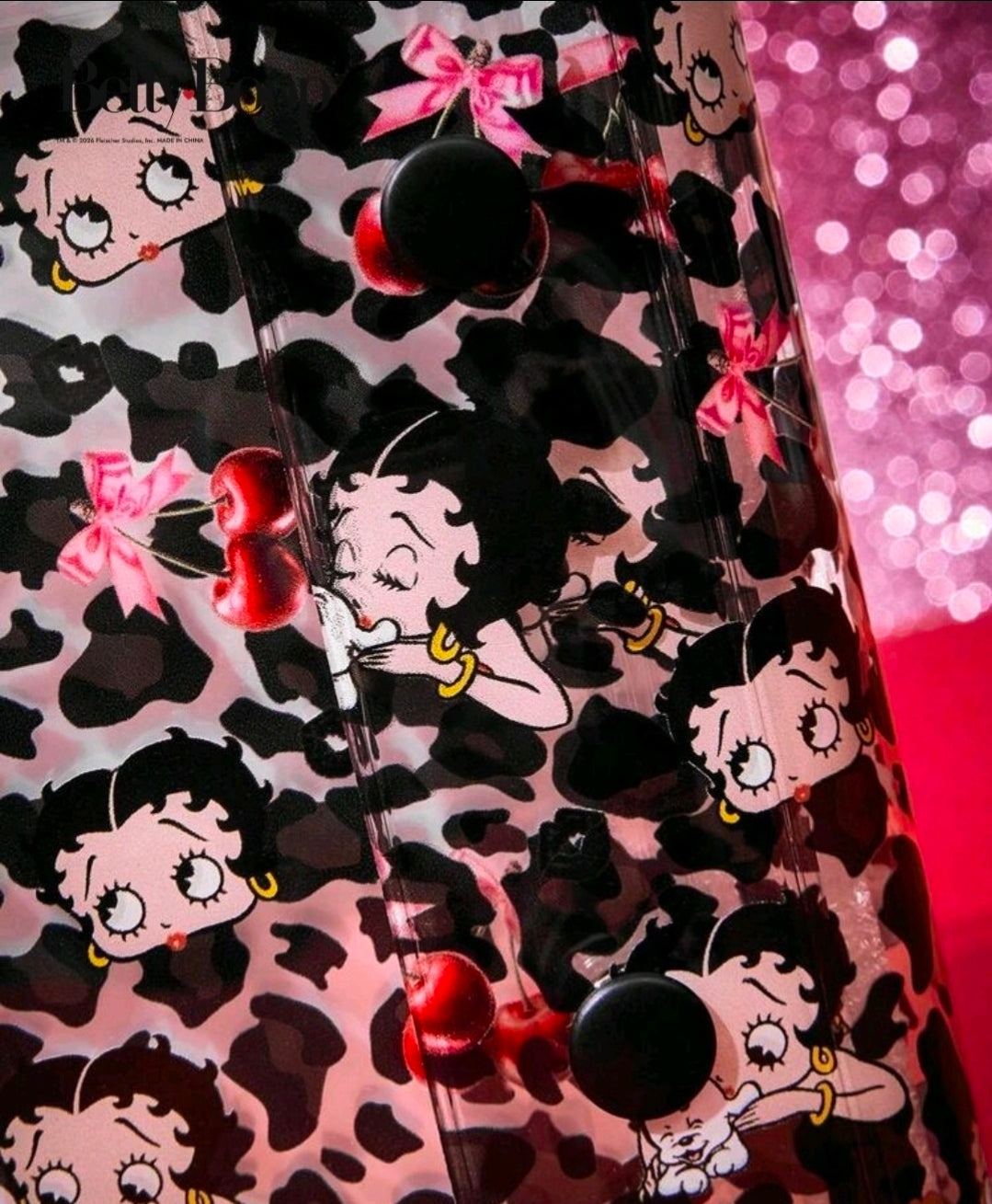 Betty Boop PVC 6-ring binder with black leopard print and character bows