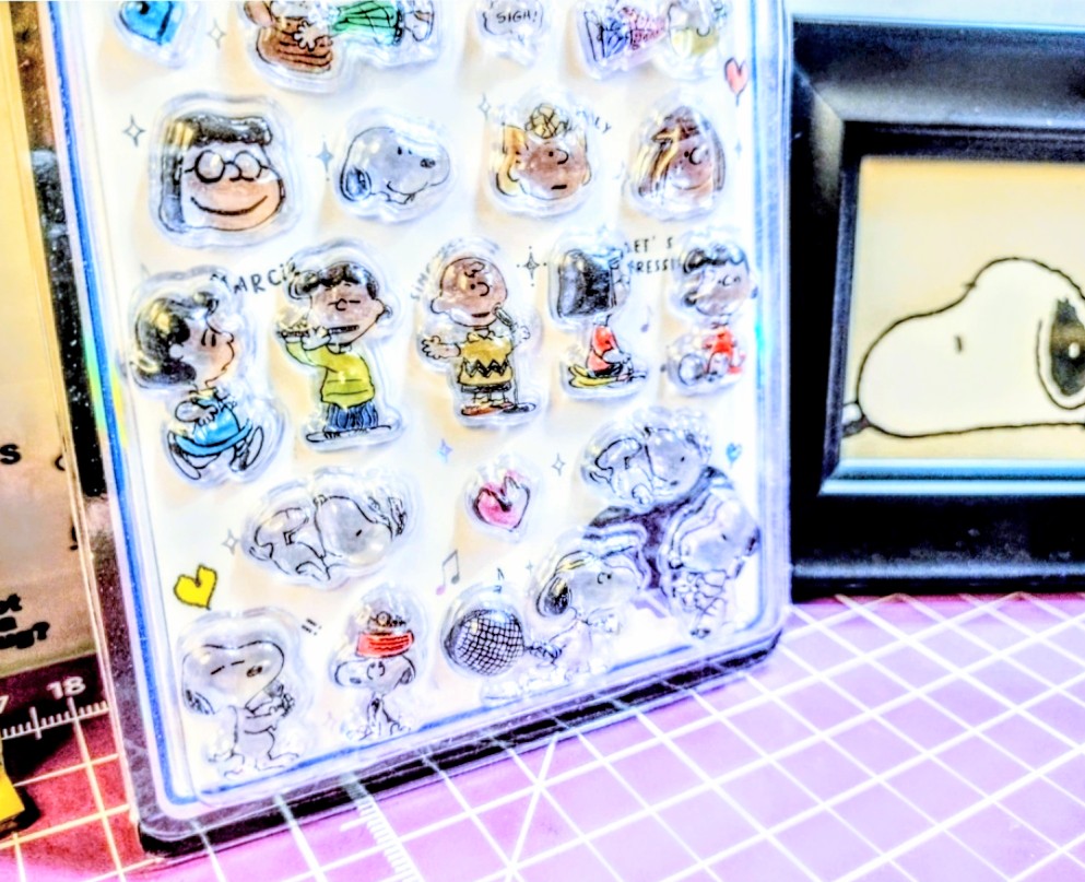 Peanuts Snoopy Charlie Brown Gang Bonbon Drop 3D Sticker Sheet