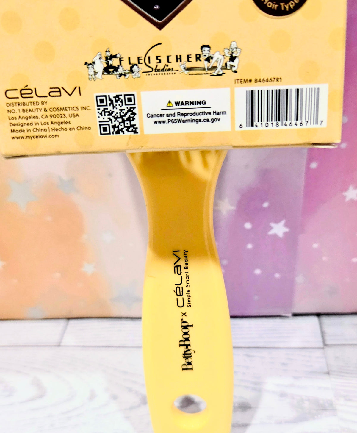 Celavi Betty Boop detangler hair brush, yellow handle with logo and label details