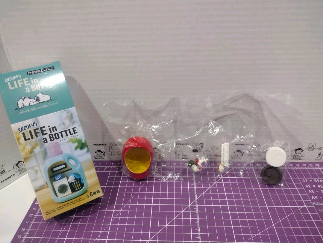 Re-Ment Snoopy Life in a Bottle Ketchup Flying Ace Hot Dog Figure NEW Sealed