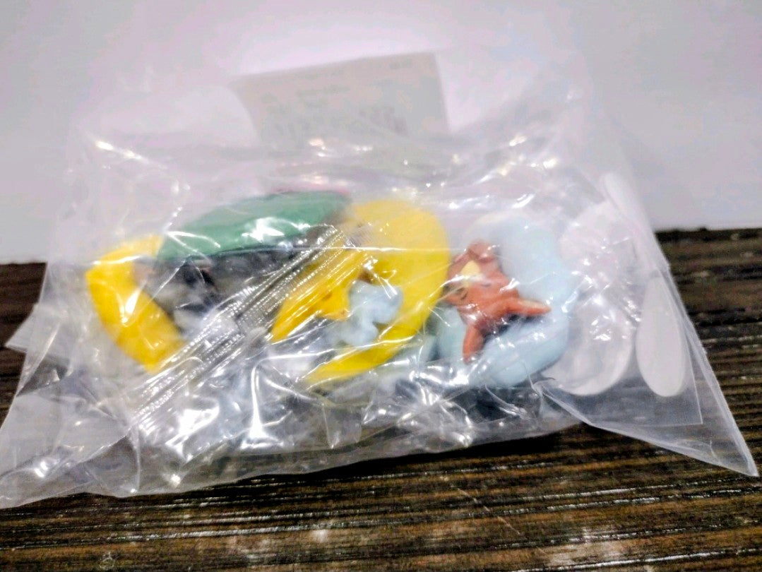 Cat and mouse figurine set parts sealed in clear plastic bag