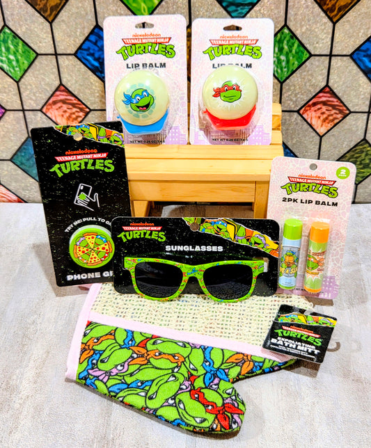Teenage Mutant Ninja Turtles 7-piece beauty set with sunglasses and lip balms