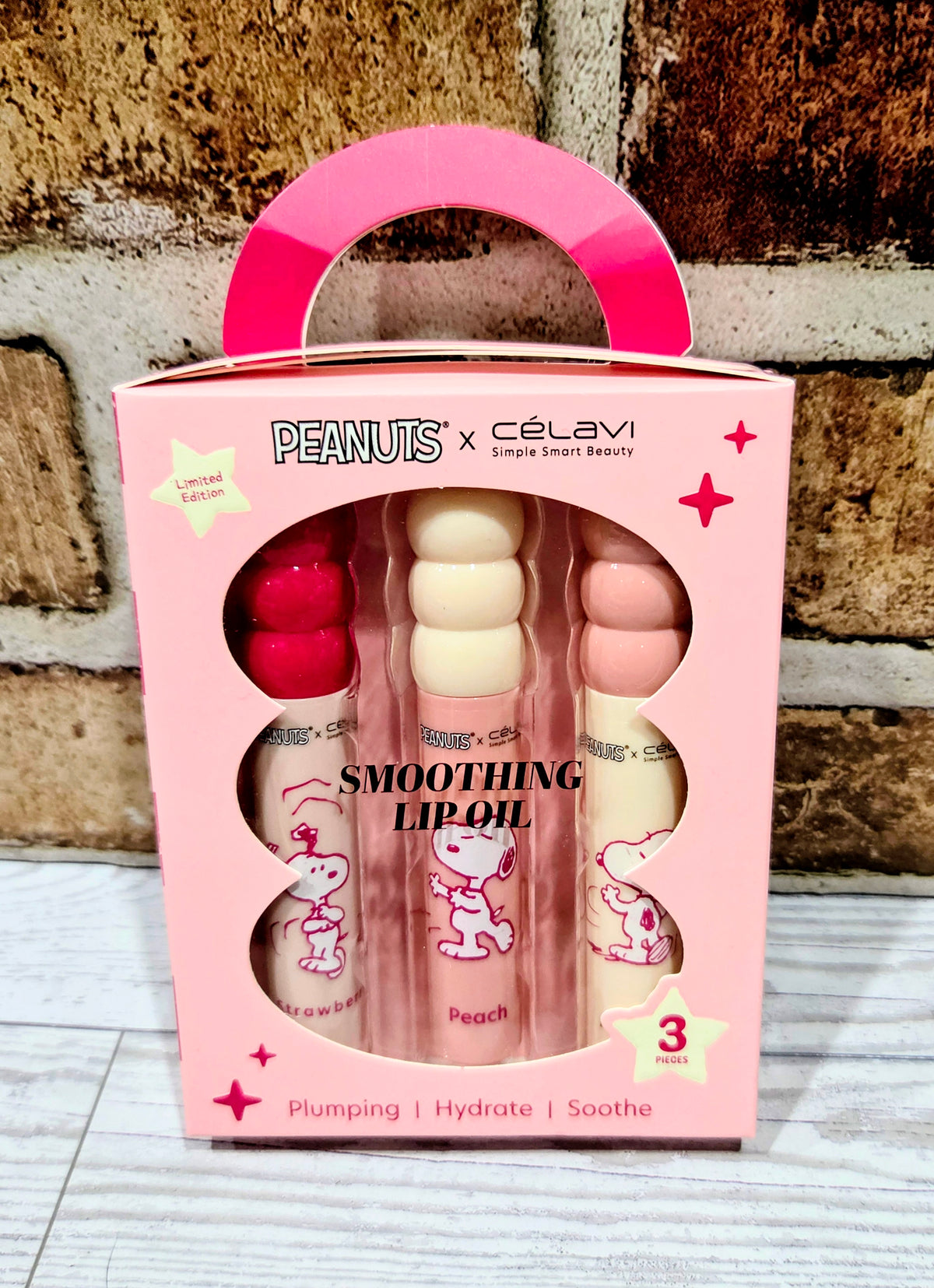 PEANUTS smoothing lip oil gift set box, pink handle, 3-piece blister
