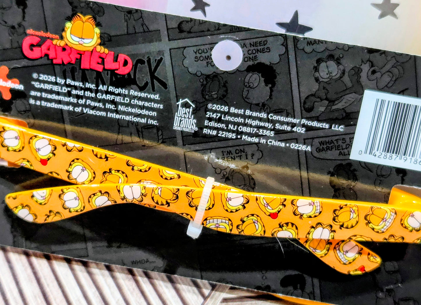 Garfield Beauty Set - Lip Balm, Sunglasses, Puff & Sponge