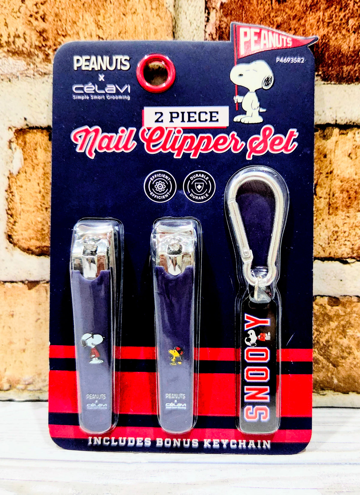 Peanuts nail clipper set with two clippers and bonus keychain on card