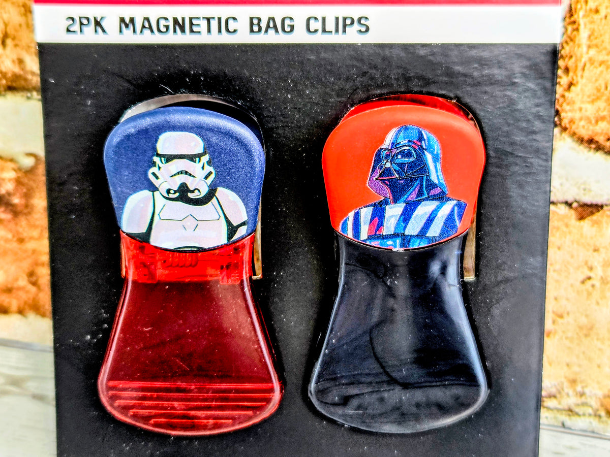 Magnetic bag clips featuring a Stormtrooper and Darth Vader character art