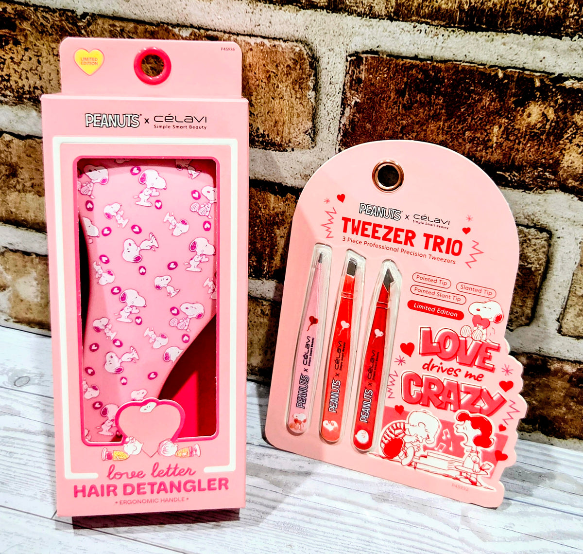 Gift set bundle with hair detangler box and tweezer trio blister pack