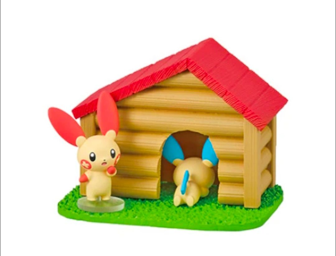 Pokemon mini figure log house playset with two small animals and a red-roof shelter