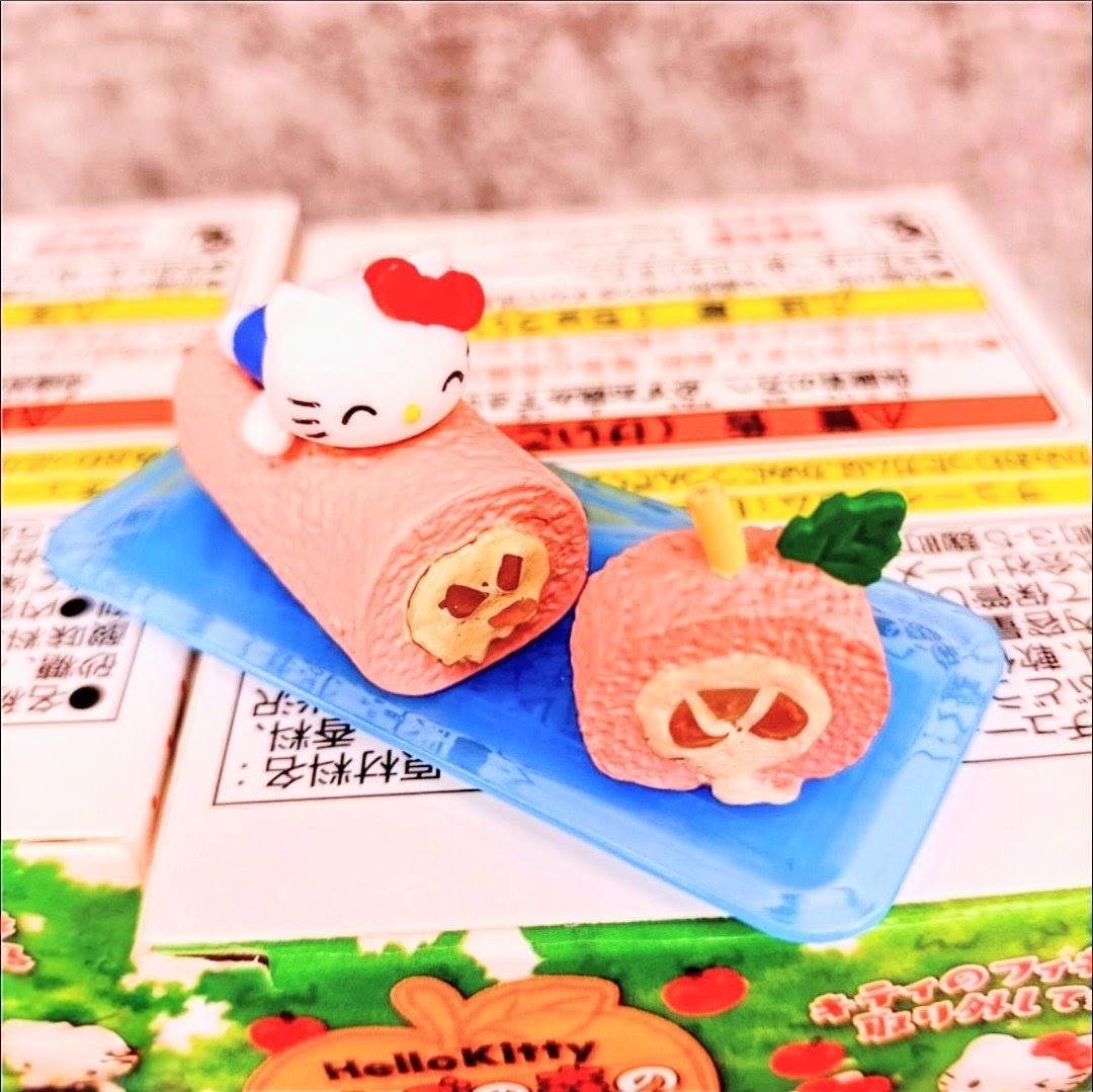 Re-Ment Hello Kitty Apple Forest Sweets Roll Cake — Sealed