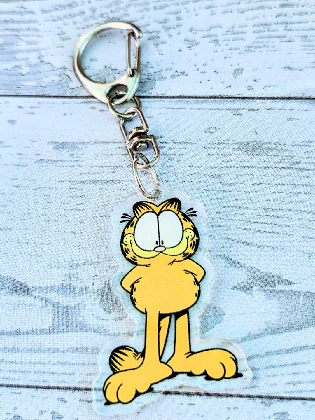 Garfield 2pc Acrylic Keychain Set Cool Kid Backwards Cap & Classic OG