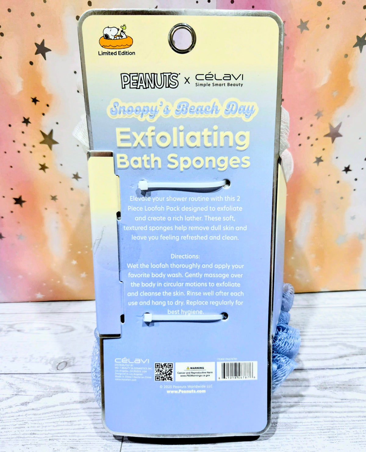 Celavi Snoopy beach day exfoliating loofah bath sponge set in retail box