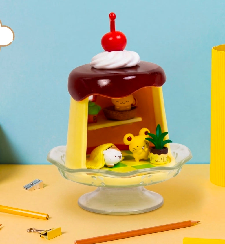 Pompompurin mini figure in cooking dome, bear and friends in a kitchen scene