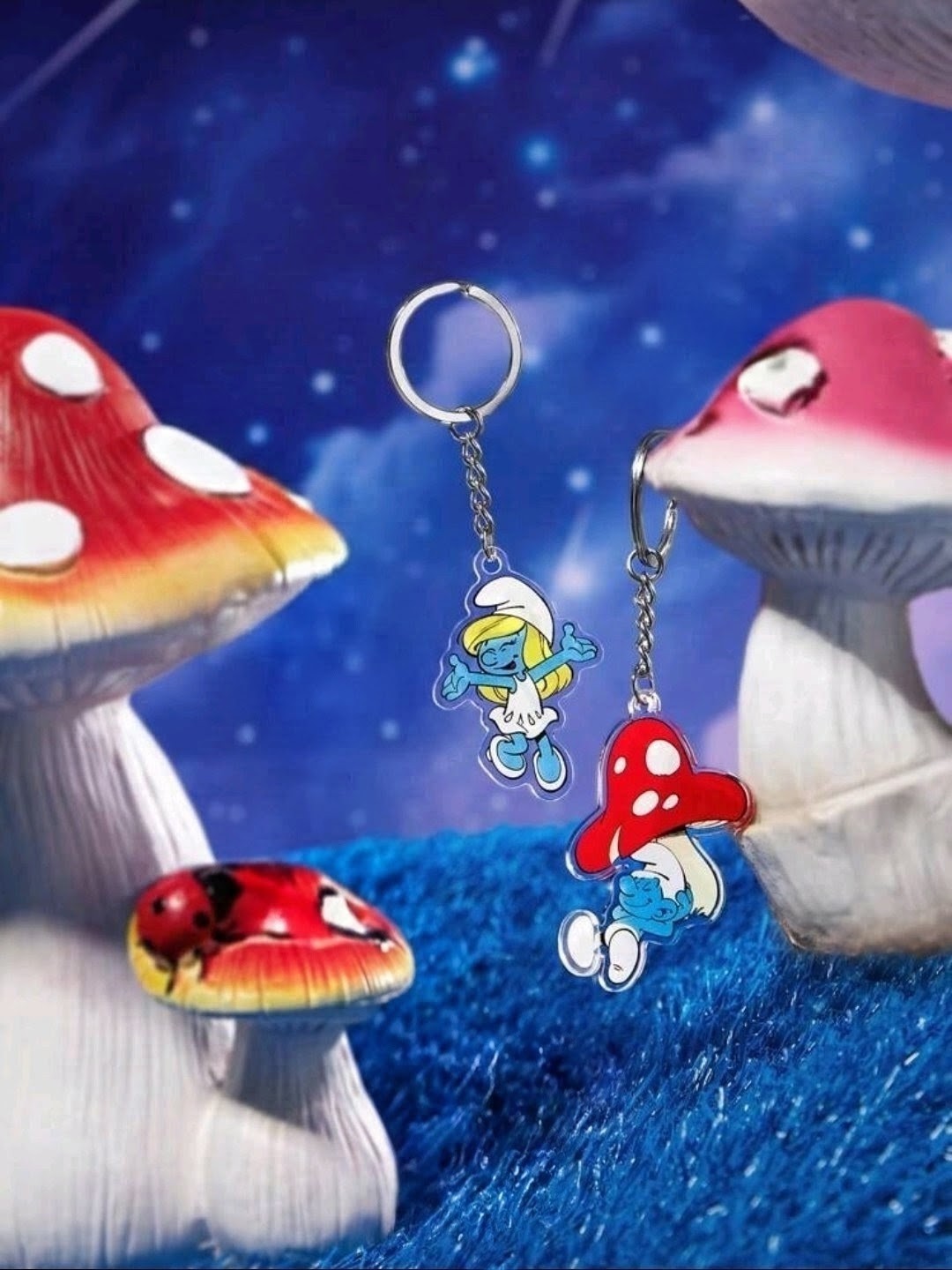 Smurfs acrylic keychain set of 2: Smurfette charm and red mushroom Smurf charm