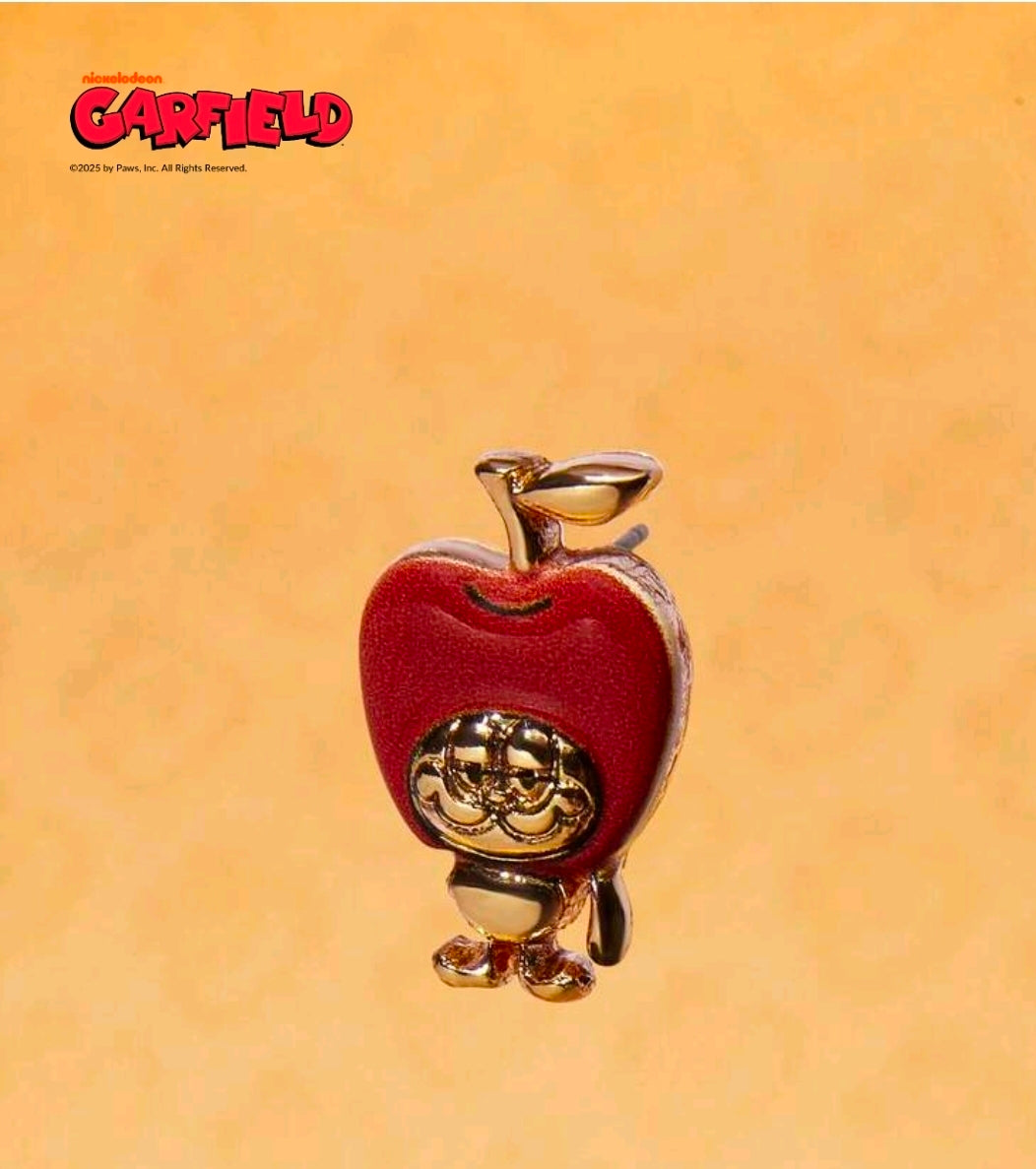 Garfield in Apple Gold Tone Enamel Stud Earrings NEW