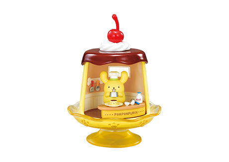Pompompurin mini figure in dome with Hide & Seek scene, character toys inside