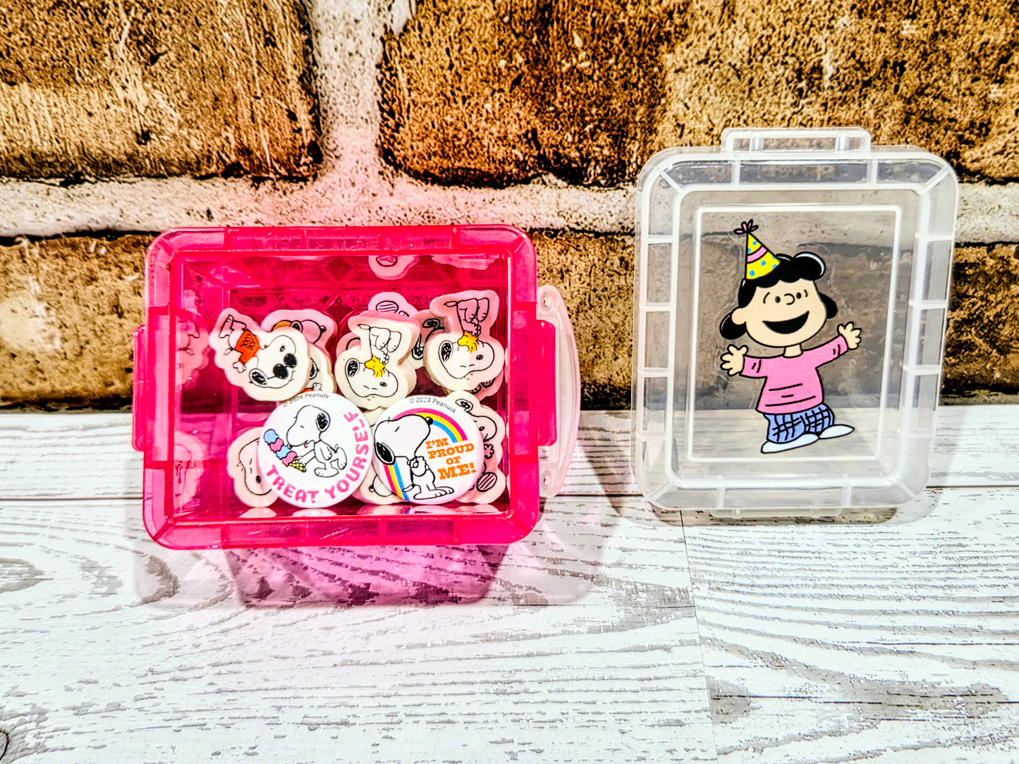 Mini Snoopy Pink Desktop Organizer Box w/ 12 Erasers & 2 Pins Lucy Peanuts NEW 🐾