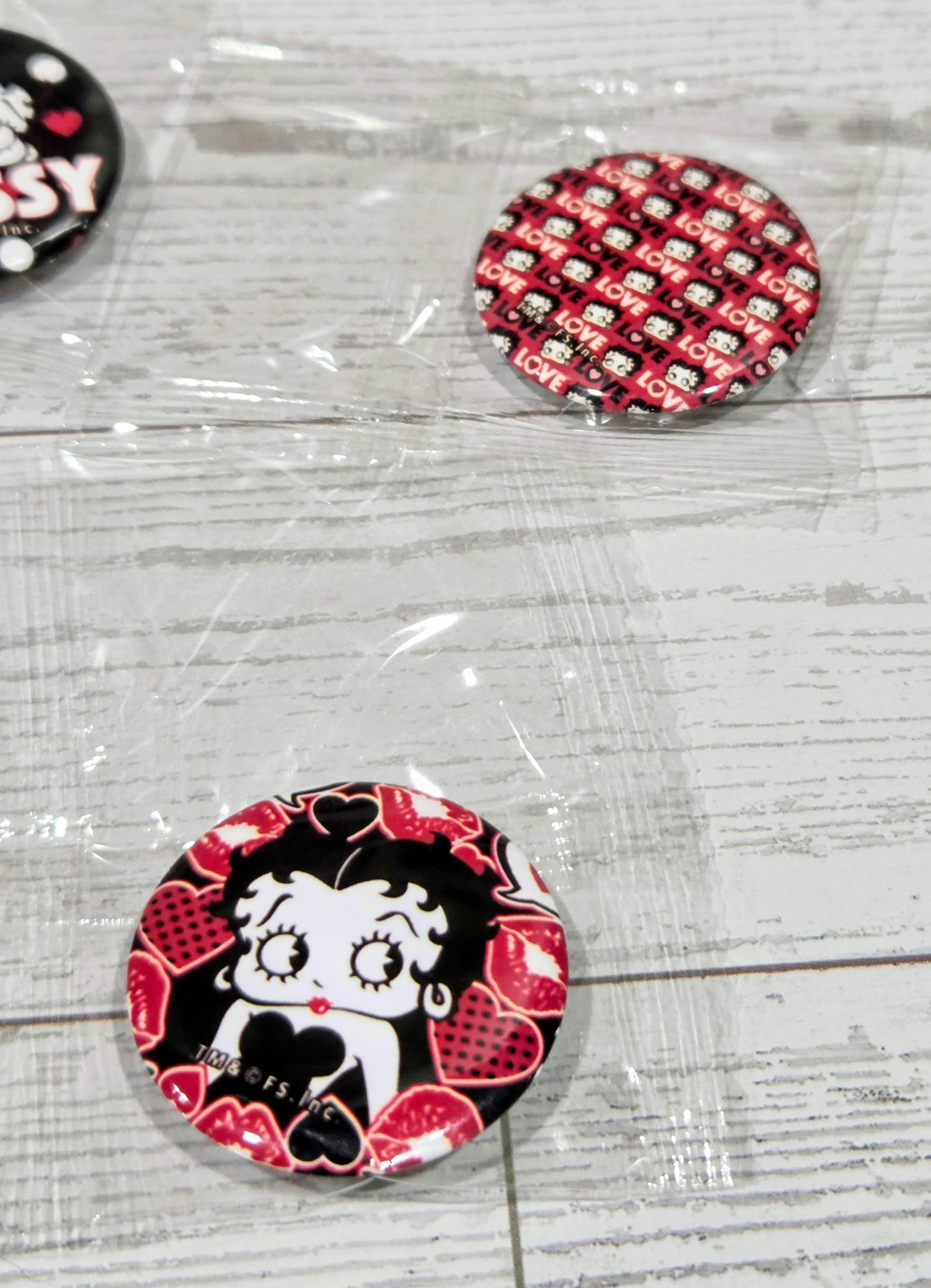 5pc Betty Boop Button Pins Set #Sassy Love Kiss Hearts Licensed Retro