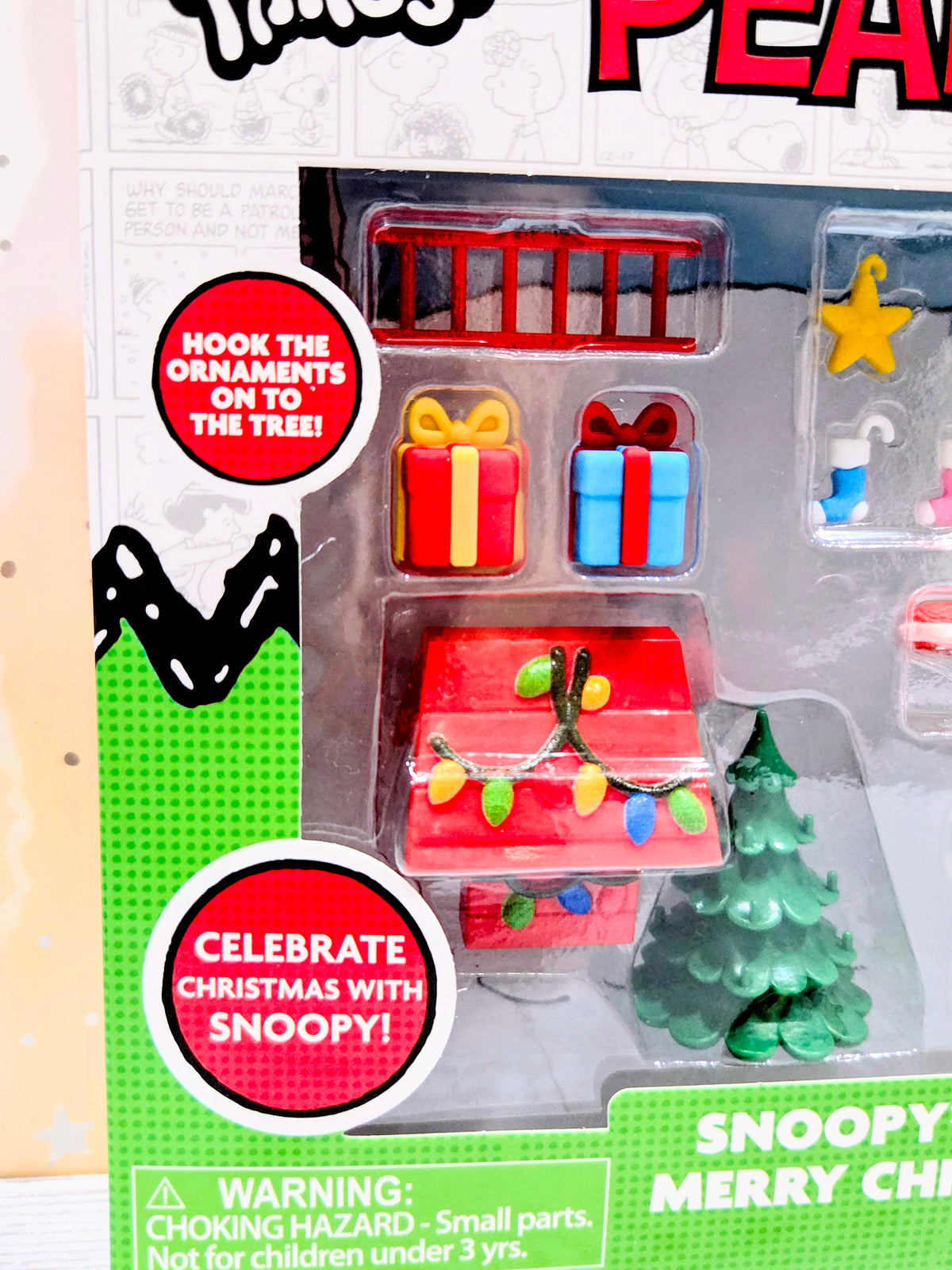 Peanuts Teeny Tinies Snoopy's Very Merry Christmas Mini Playset 14pc