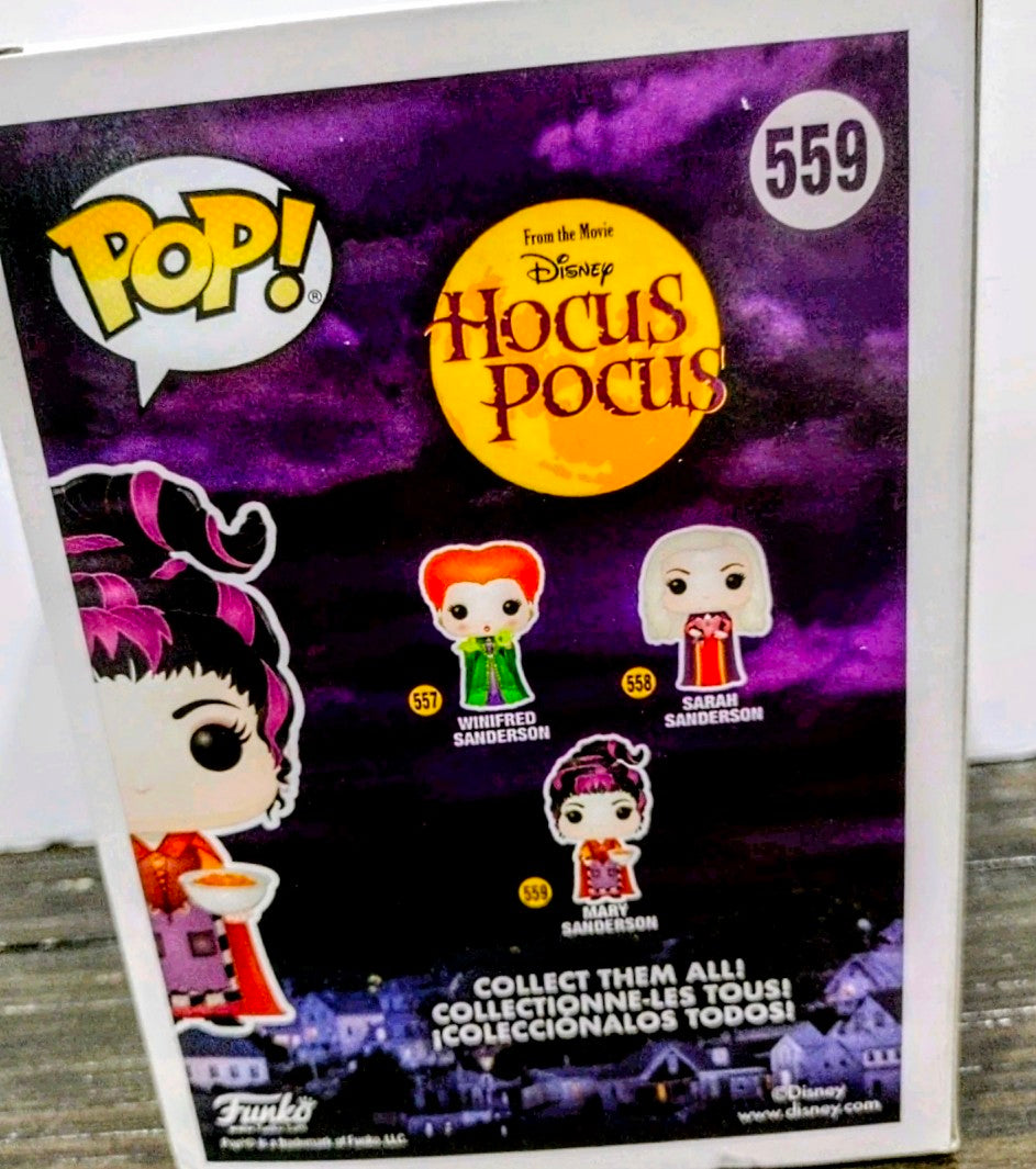 Funko Pop Mary Sanderson #559 box panel with Hocus Pocus theme and character lineup.