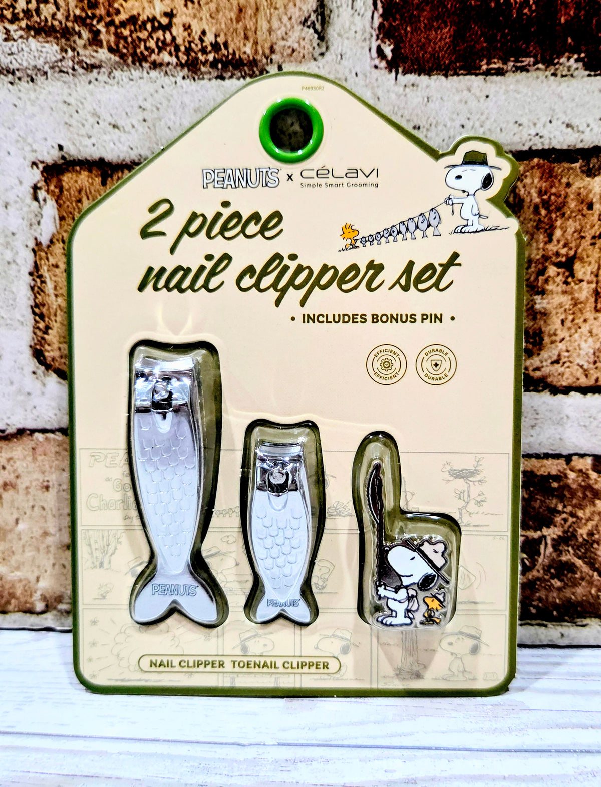 Peanuts x Celavi fish-shaped 2-piece nail clipper set with bonus Snoopy pin