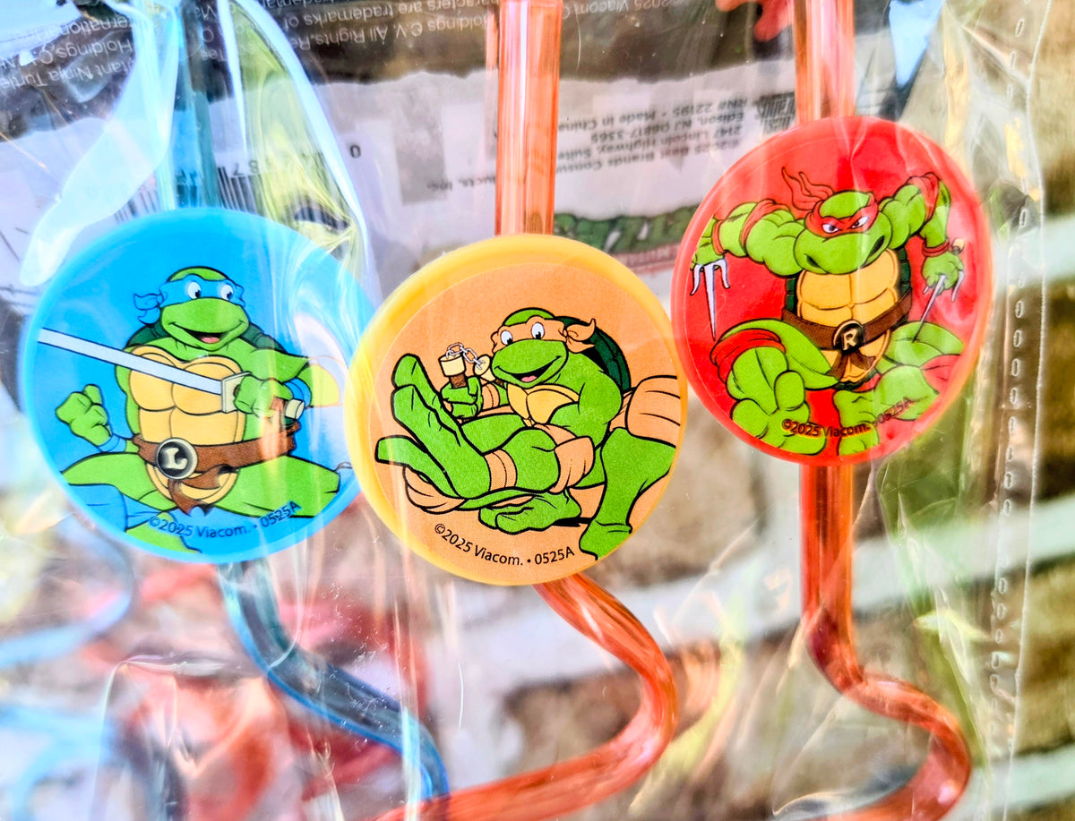Three Teenage Mutant Ninja Turtles silly straws in clear bag with character medallion tops