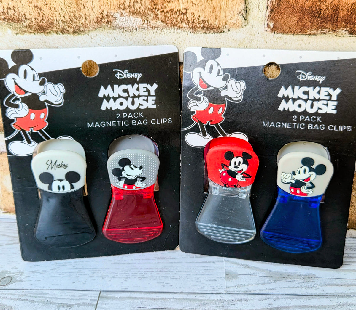 Mickey and Minnie magnetic bag clips, 2-pack, with red and blue clip cards