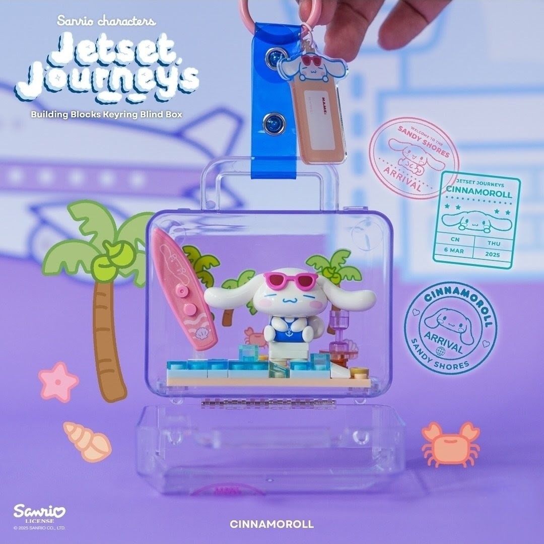 Cinnamoroll figure building block keychain in clear suitcase, blue strap and charm
