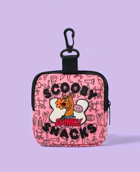 Pink Scooby-Doo zippered snack pouch coin purse with carabiner, front cartoon print