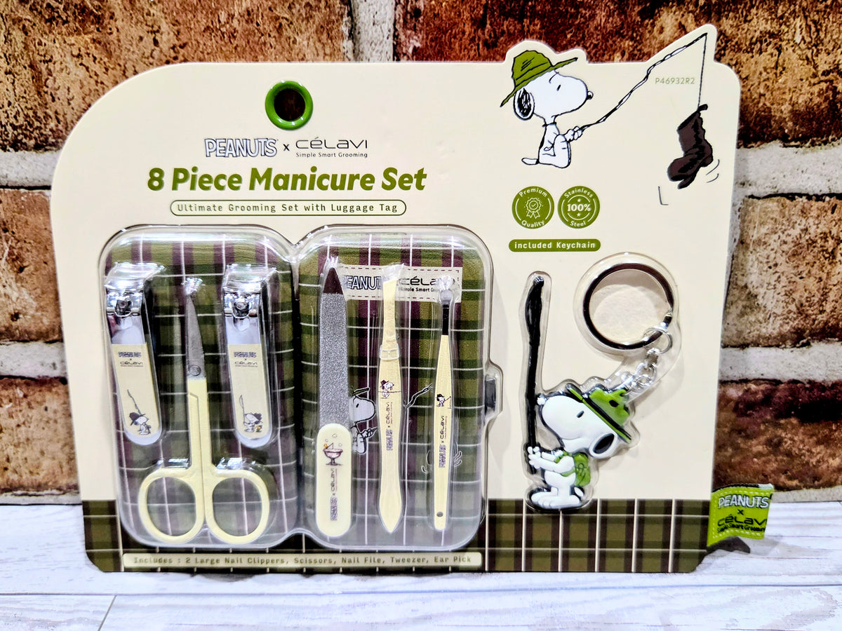 Manicure gift set in green plaid case with tools tray and included keychain