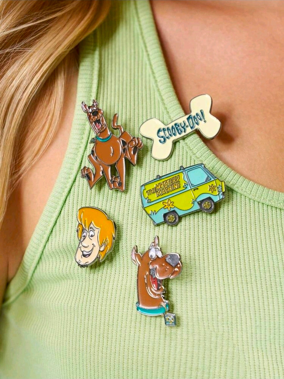 Scooby-Doo 5 Piece Enamel Pin Set Mystery Machine Shaggy Scooby Bone