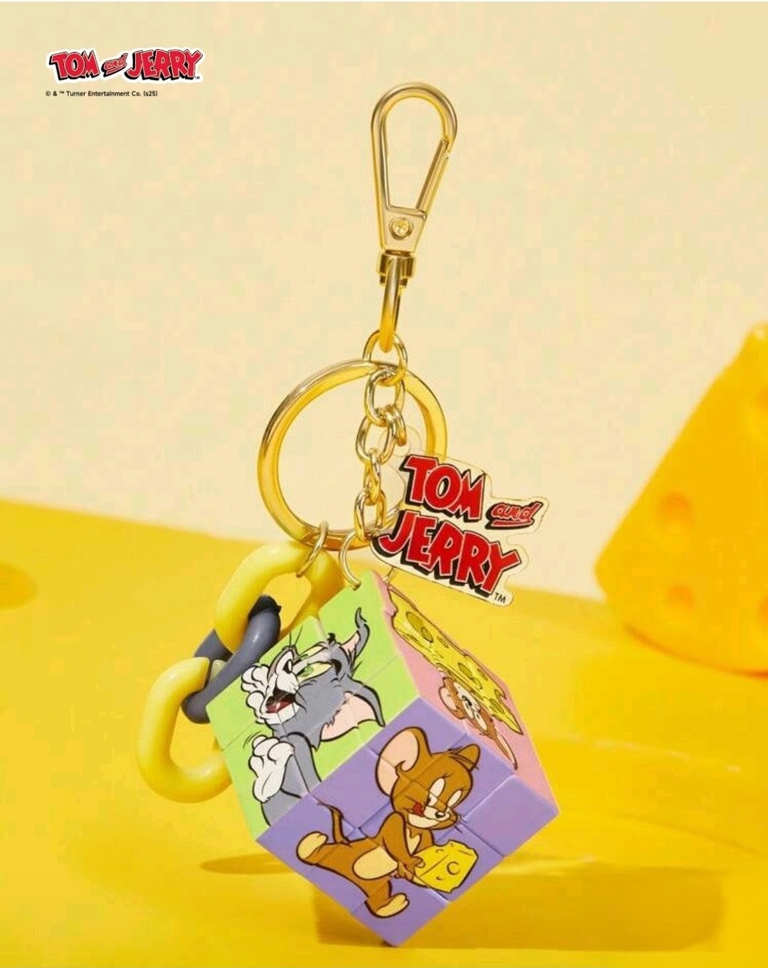 Tom and Jerry Mini Rubiks Cube Keychain Licensed Turner 6 Sided Puzzle Charm Kawaii Collectible Bag Clip