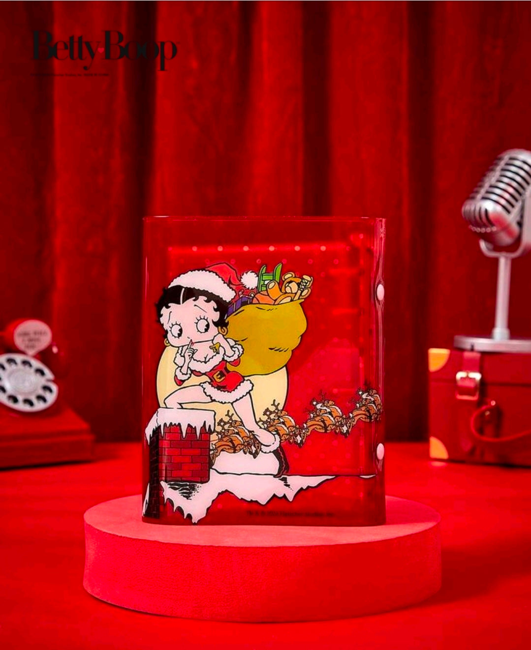 A7 ring binder photo album with Betty Boop Santa holding gifts on clear red cover
