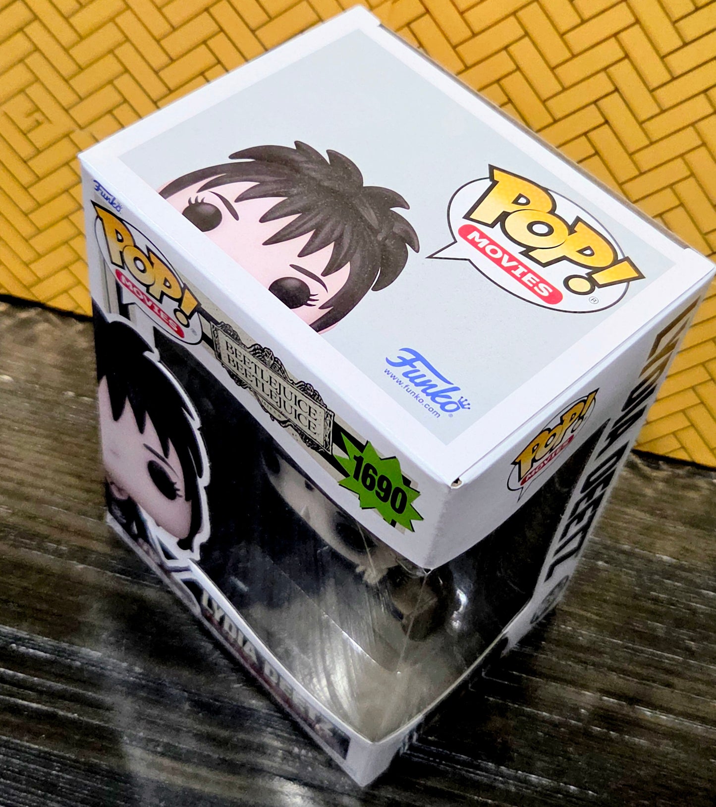 Funko Pop! Lydia Deetz w/ TV #1690 Beetlejuice Beetlejuice
