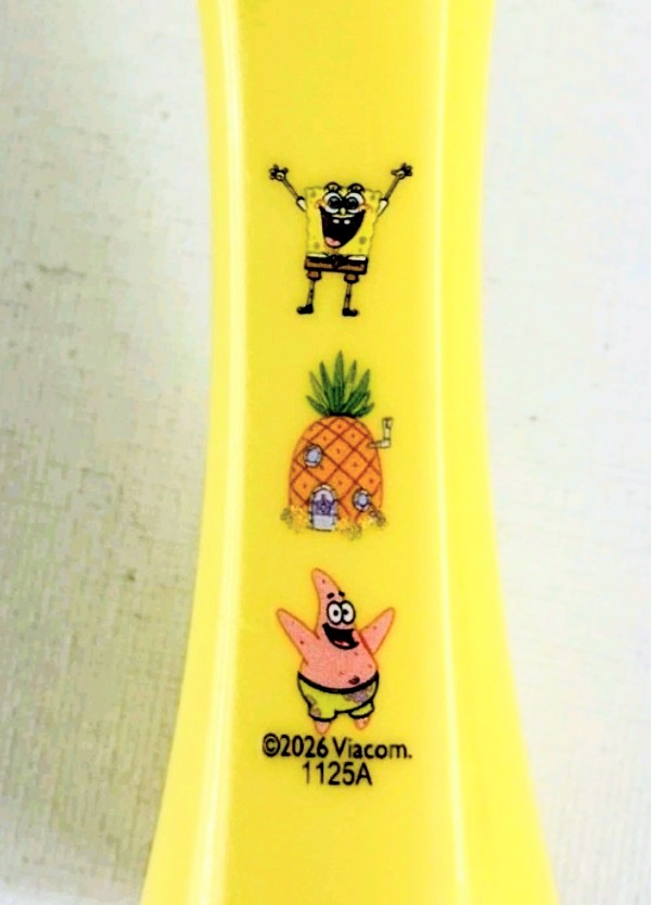 Yellow SpongeBob SquarePants shower steamer bar package with pineapple graphic