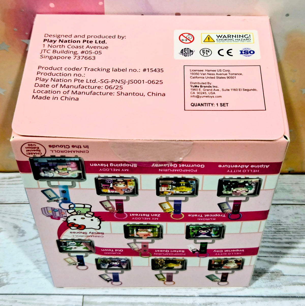 Cinnamoroll building block keychain box side with warning label