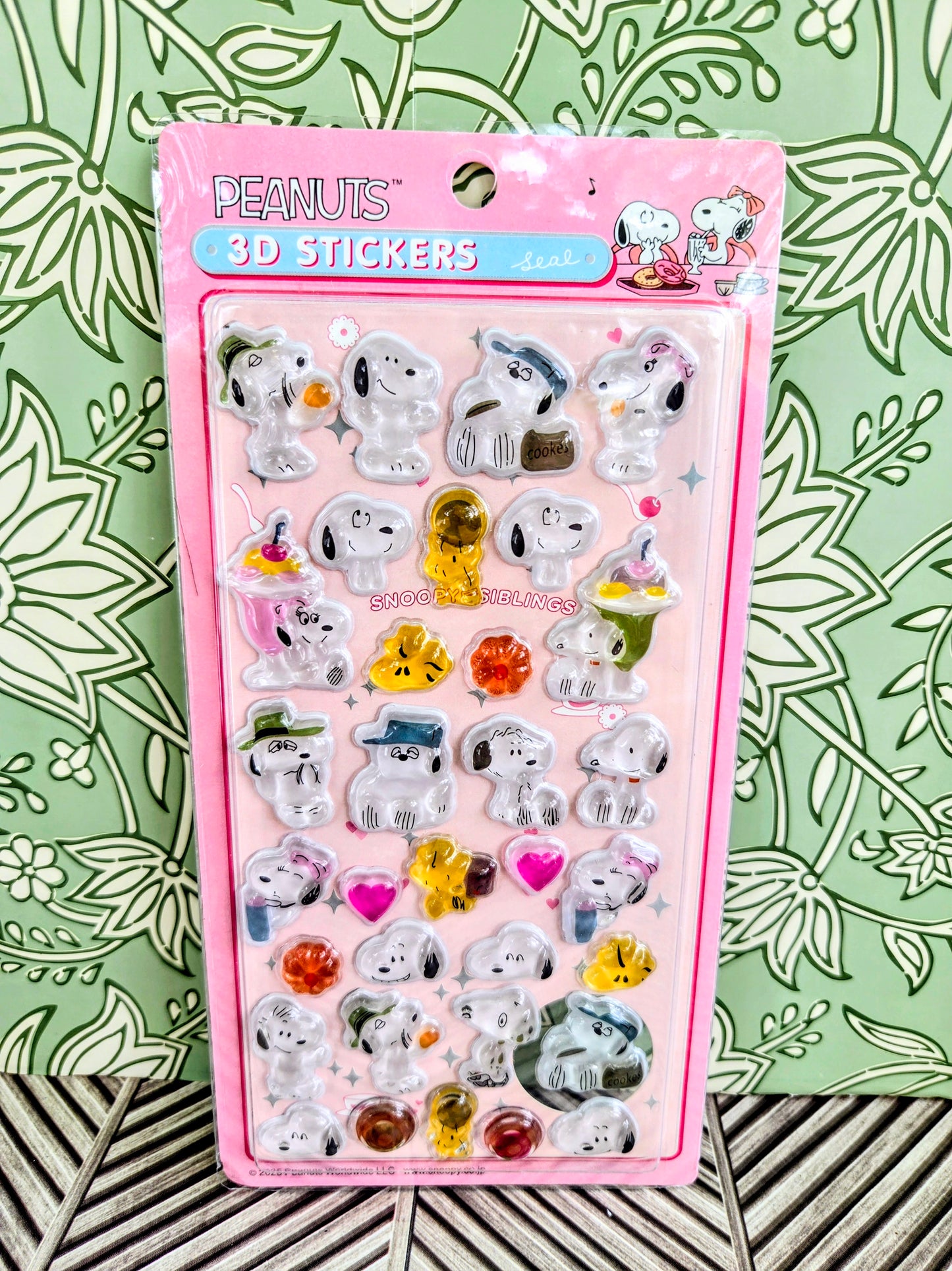 Peanuts Snoopy Bonbon Drop 3D Acrylic Sticker Charm Sheet