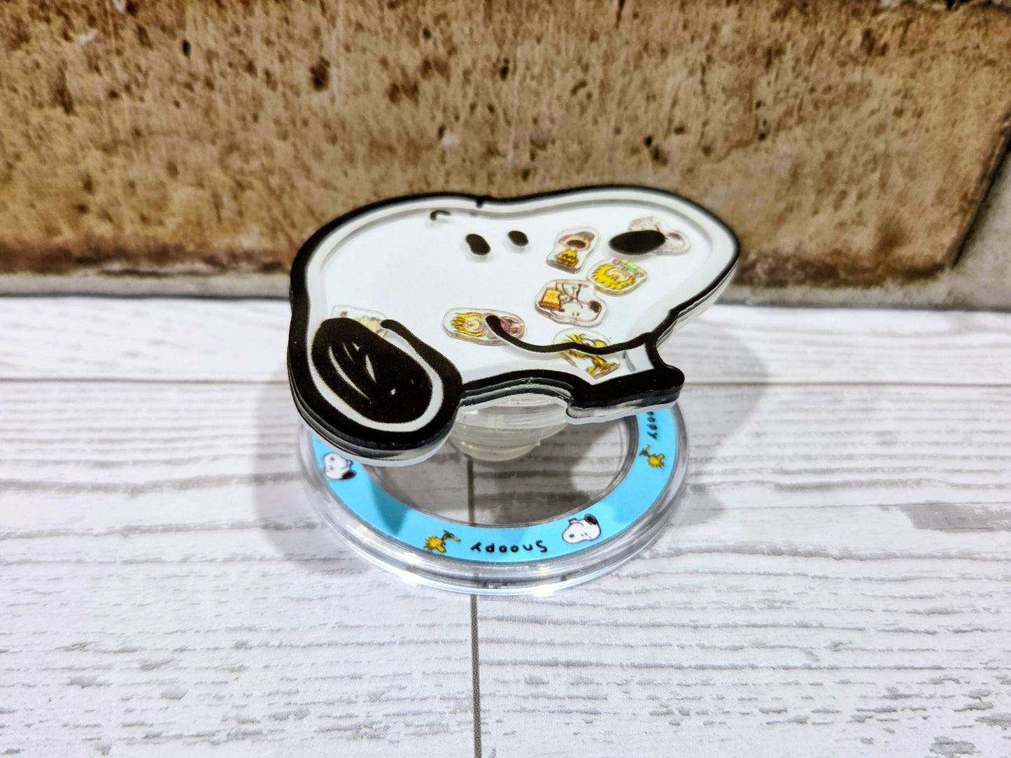 Snoopy Face Acrylic Shaker MagSafe Phone Grip Holder Peanuts Gang Floating Charms Kawaii Pop Stand
