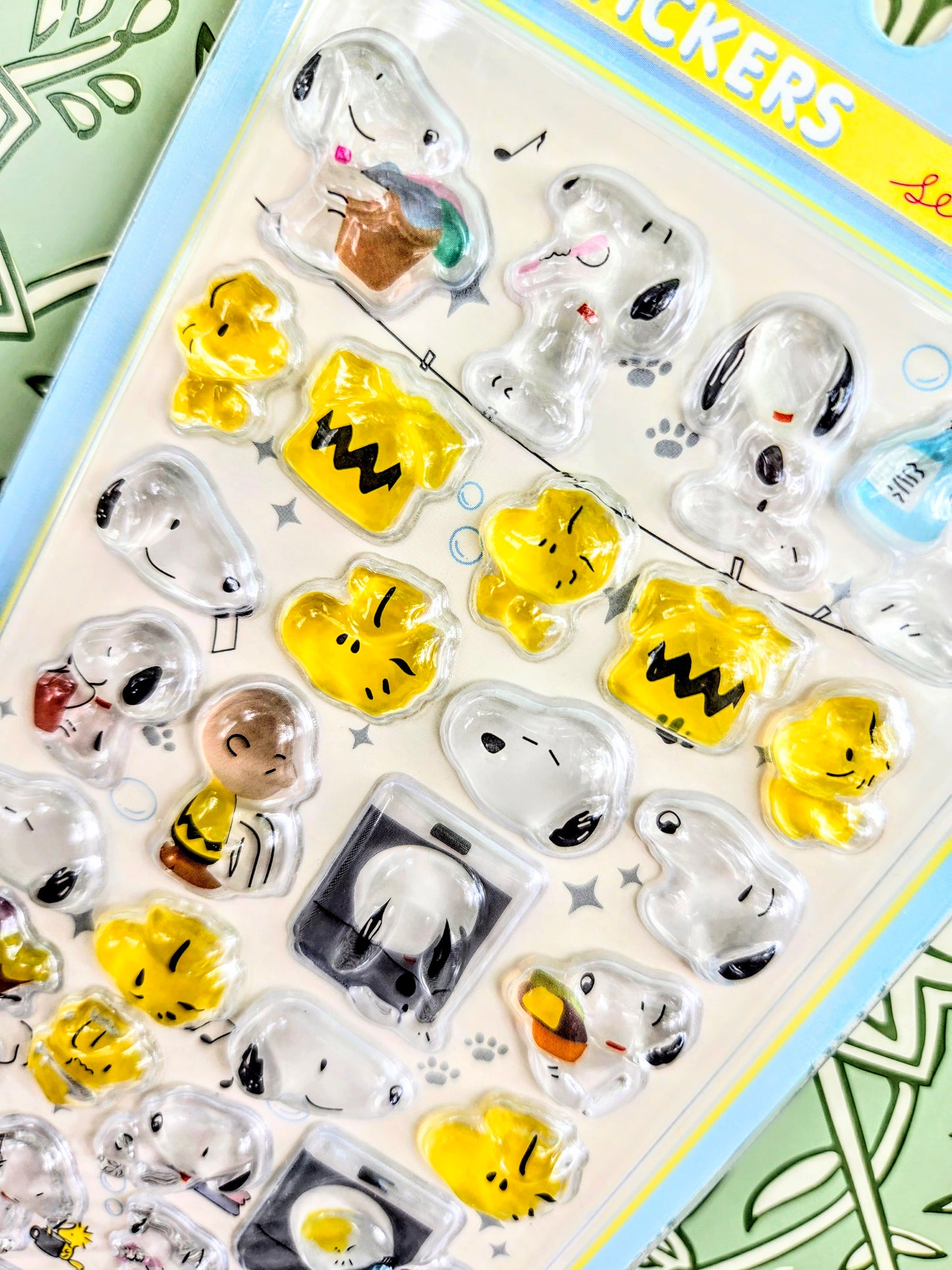 Peanuts Snoopy Bonbon Drop 3D Acrylic Sticker Charm Sheet
