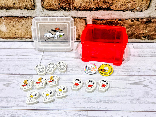 Mini Snoopy Red Desktop Organizer Box w/ Erasers & Pins Peanuts NEW 🌟🐶