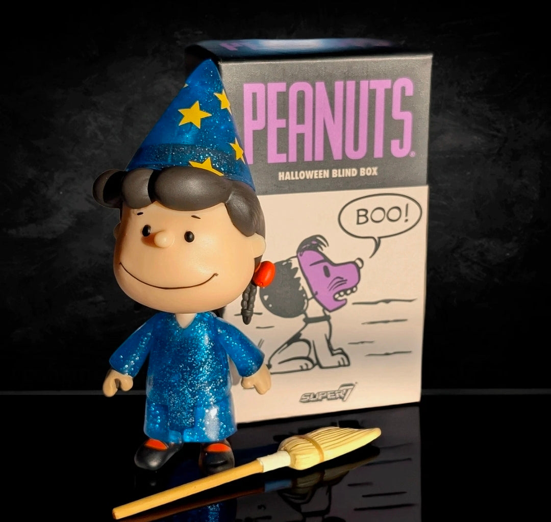 Charlie Brown Halloween blind box figure standing by peanuts “Boo!” box