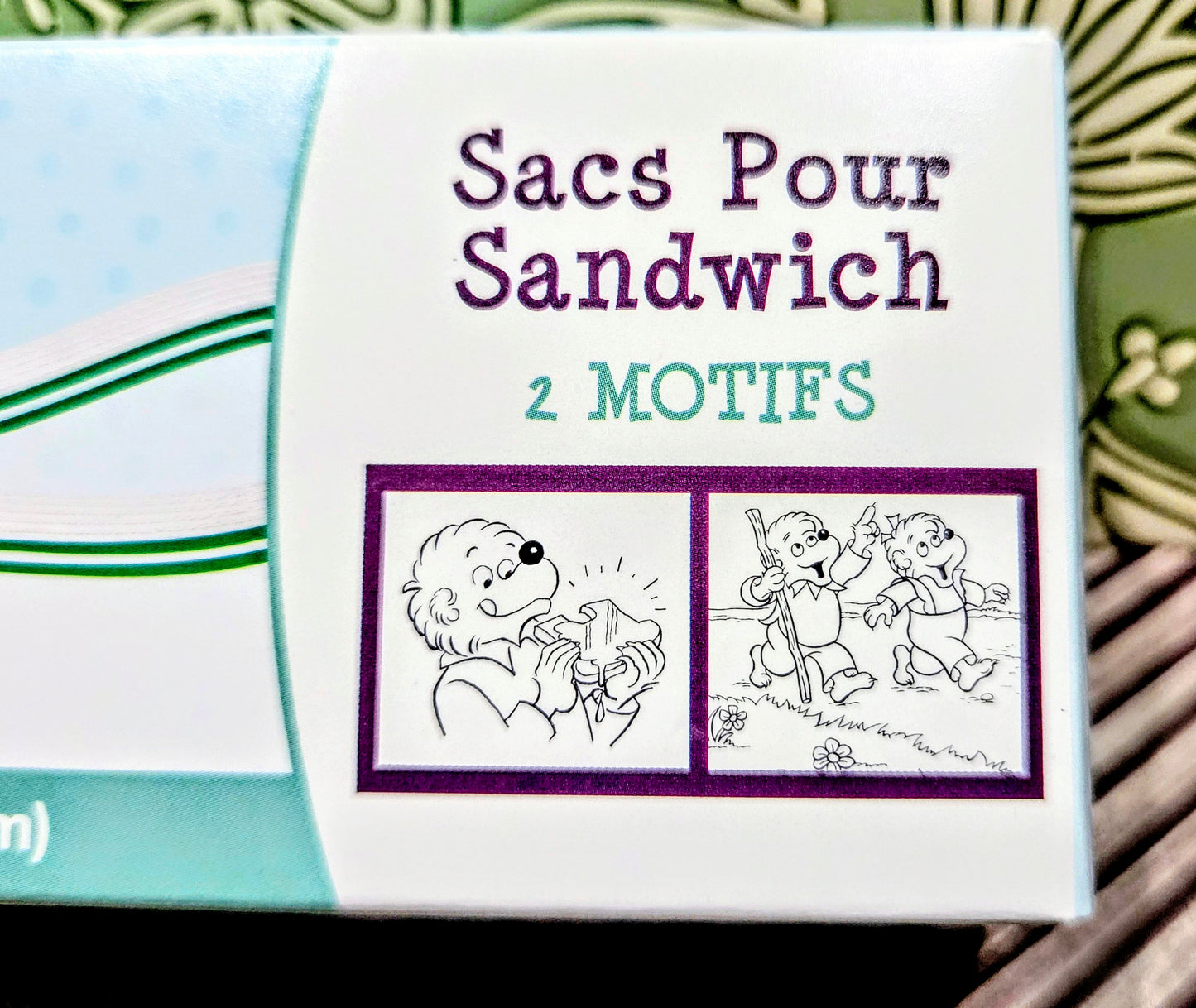 Berenstain Bears sandwich zip bags box showing two motif panels and line drawings