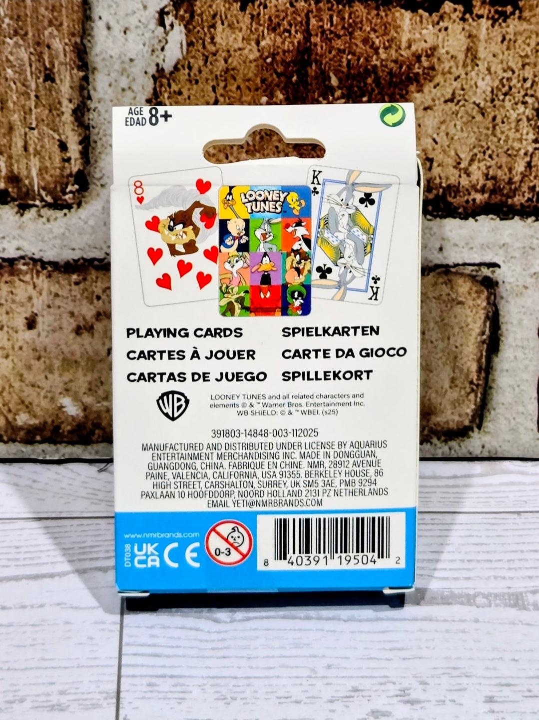 Looney Tunes playing cards box back with printed details and suit card corner