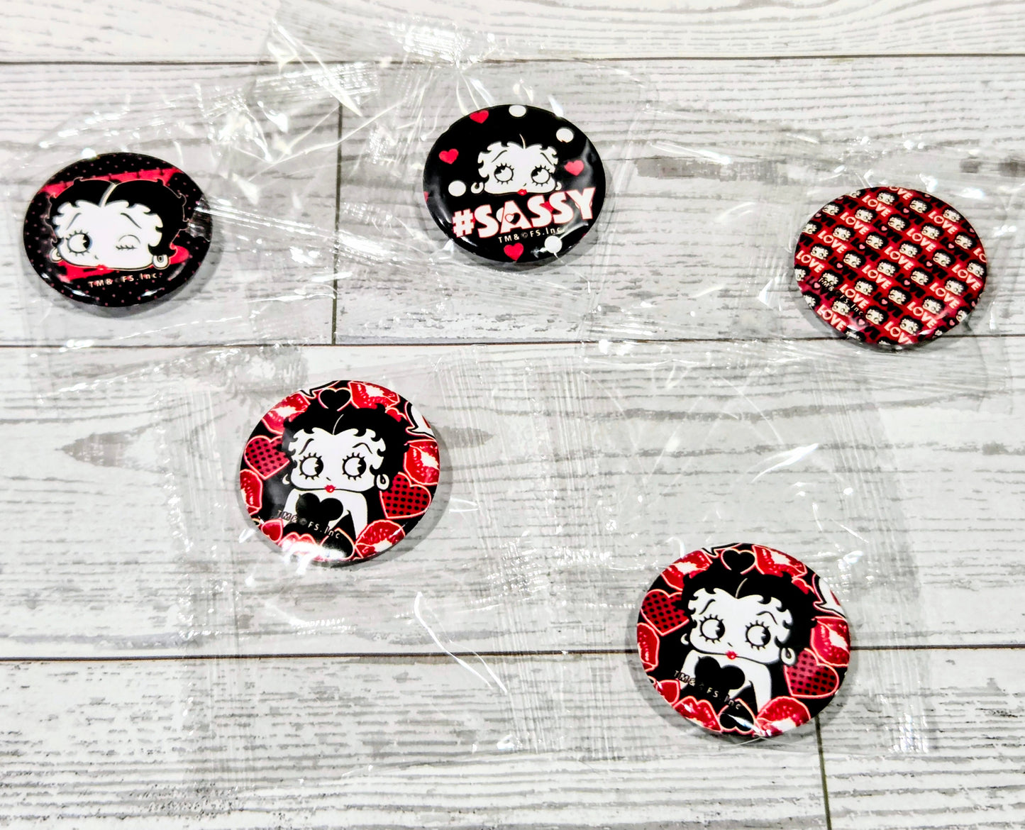 5pc Betty Boop Button Pins Set #Sassy Love Kiss Hearts Licensed Retro