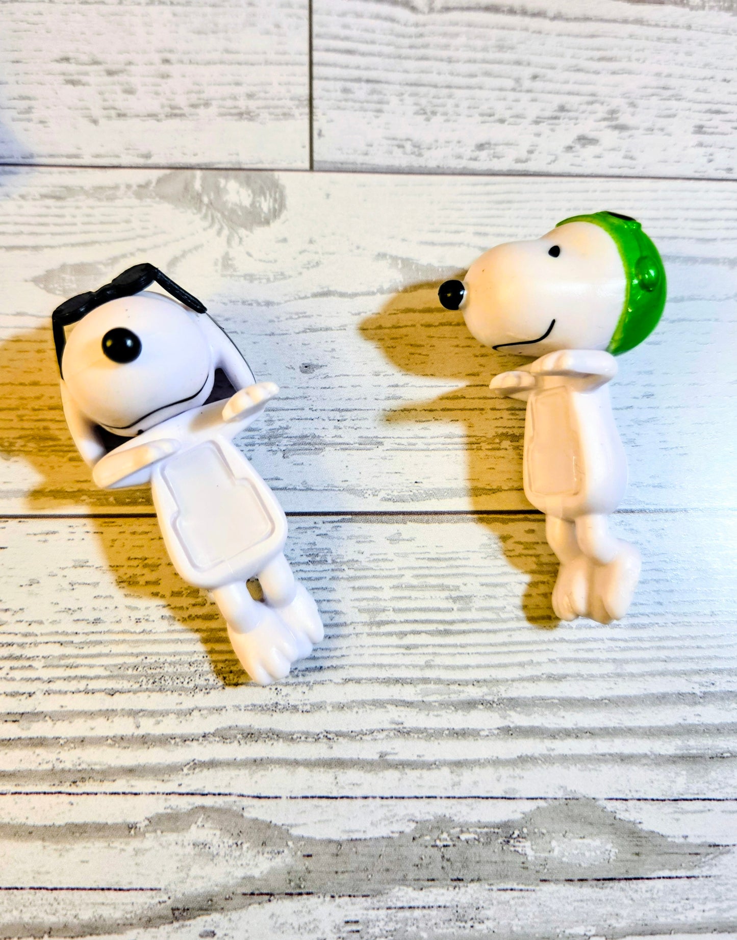 Snoopy Hippers Flying Ace & Joe Cool Snoopy Peanuts Sonny Angel Mini Figures