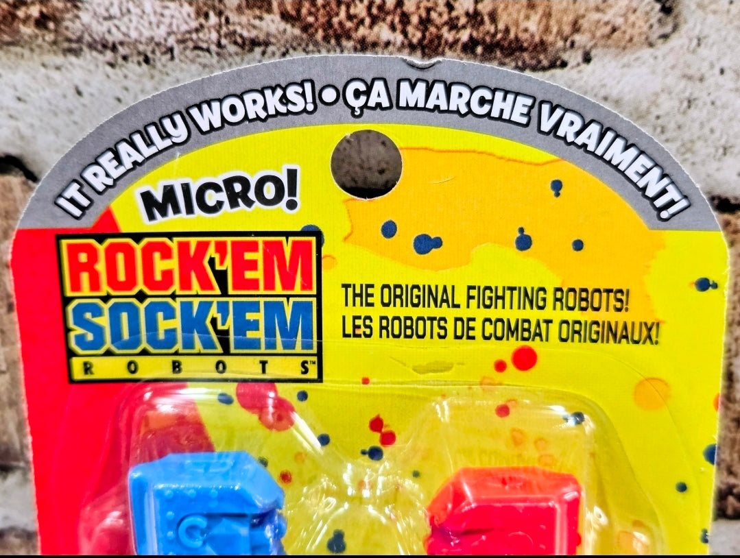 Front of robot finger ring set blister pack with blue and red rings