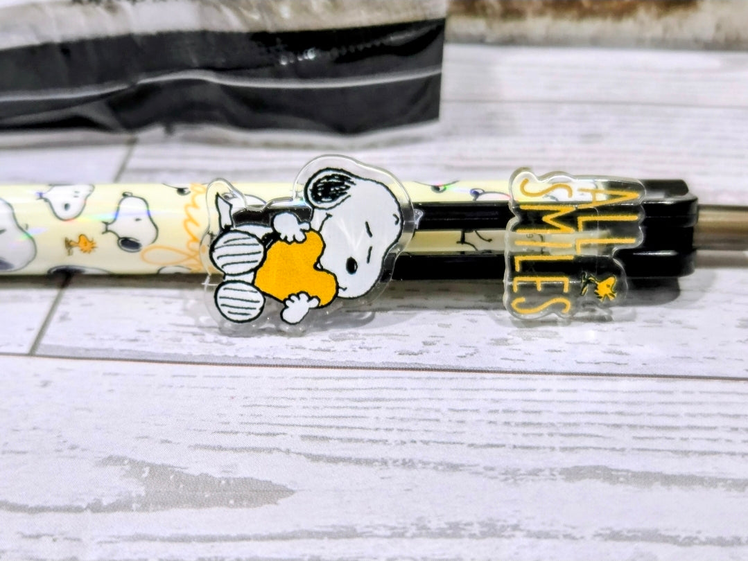 Joytop Peanuts Snoopy All Smiles Gel Pen Acrylic Charm Mini Keychain Notepad Set Kawaii Stationery