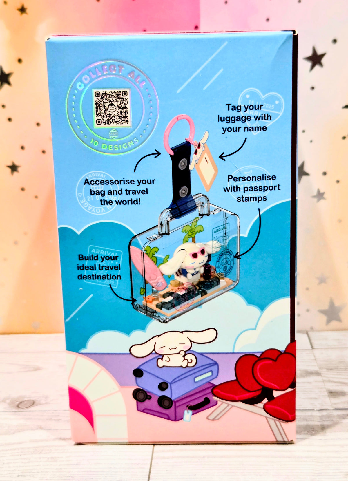 Personalizable Hello Kitty building block keychain box back with luggage tags