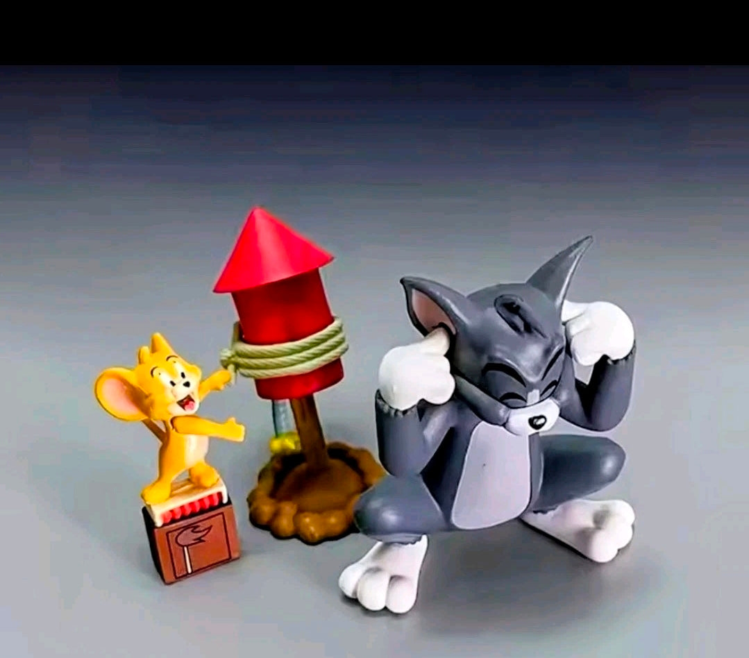 Rocket scene action figure set with gray cat and orange mouse, plus red rocket