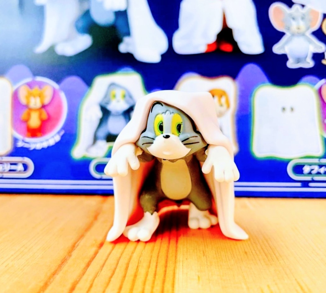 Tom & Jerry 85th Ghost Figure — Tom Ghost Sheet Sculpt